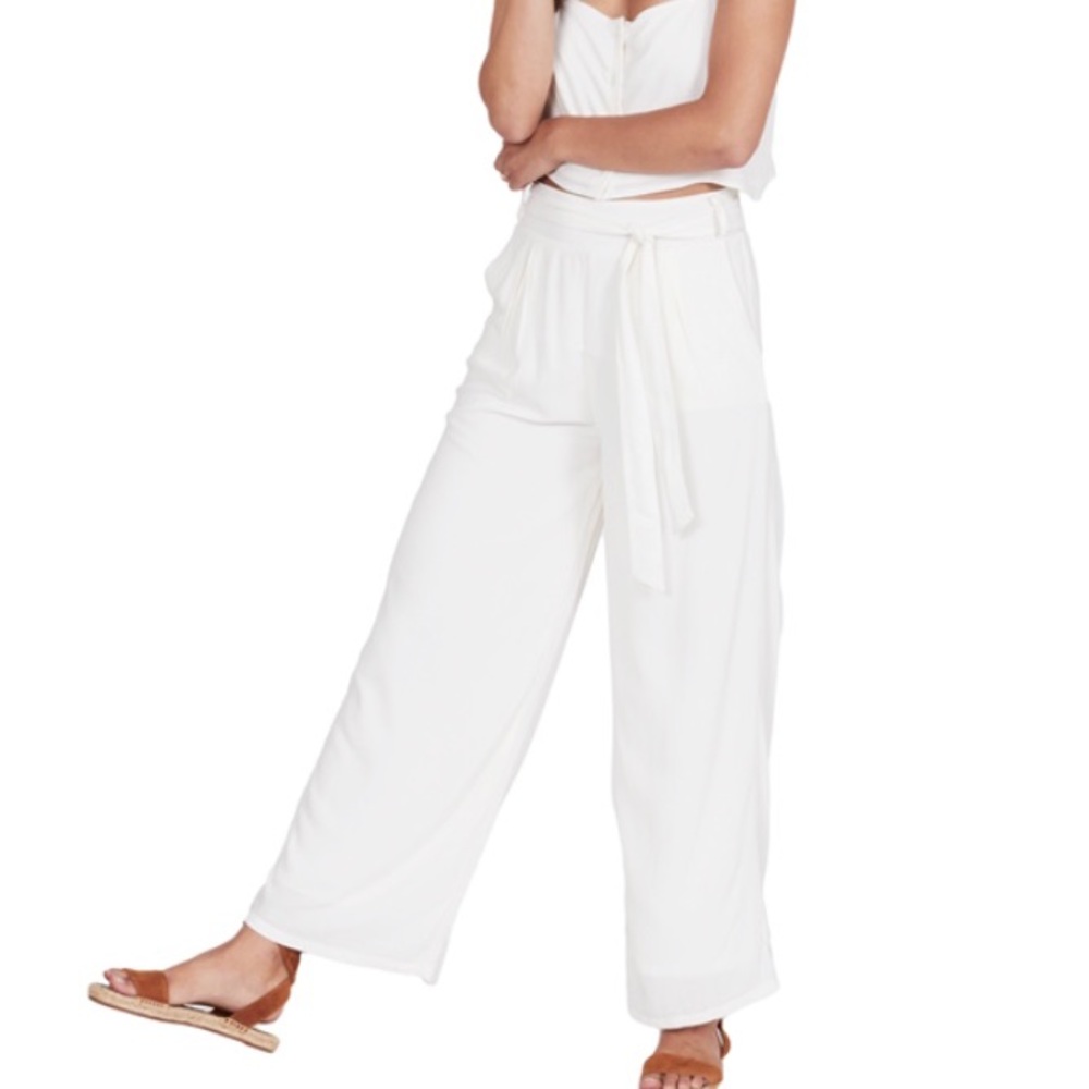 Amuse Society White Linen Pants NWT